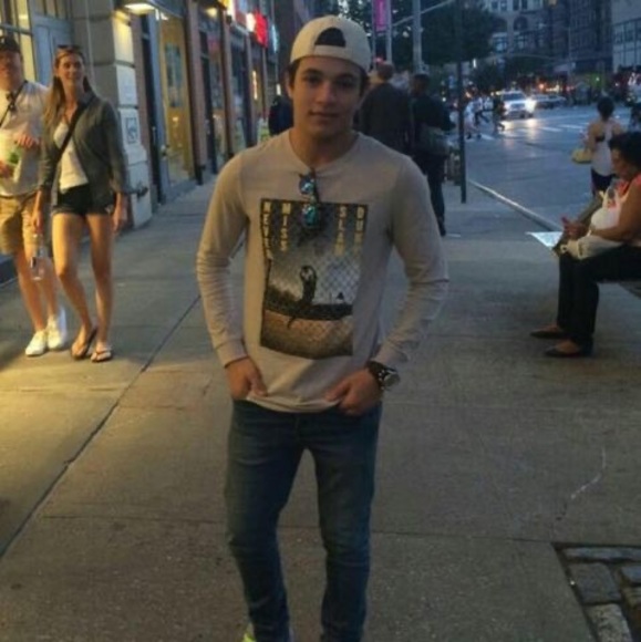 Meet your Posher, Áhmèď - Picture 1 of 1